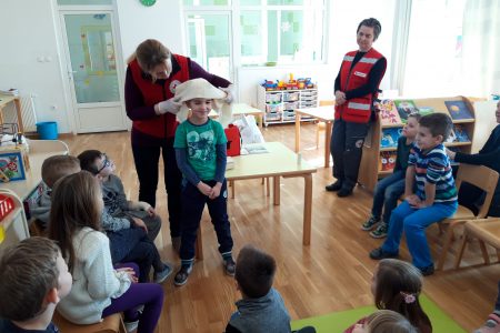 Gradsko društvo Crvenog križa iz Đurđevca održalo zanimljive edukativne aktivnosti u našem vrtiću